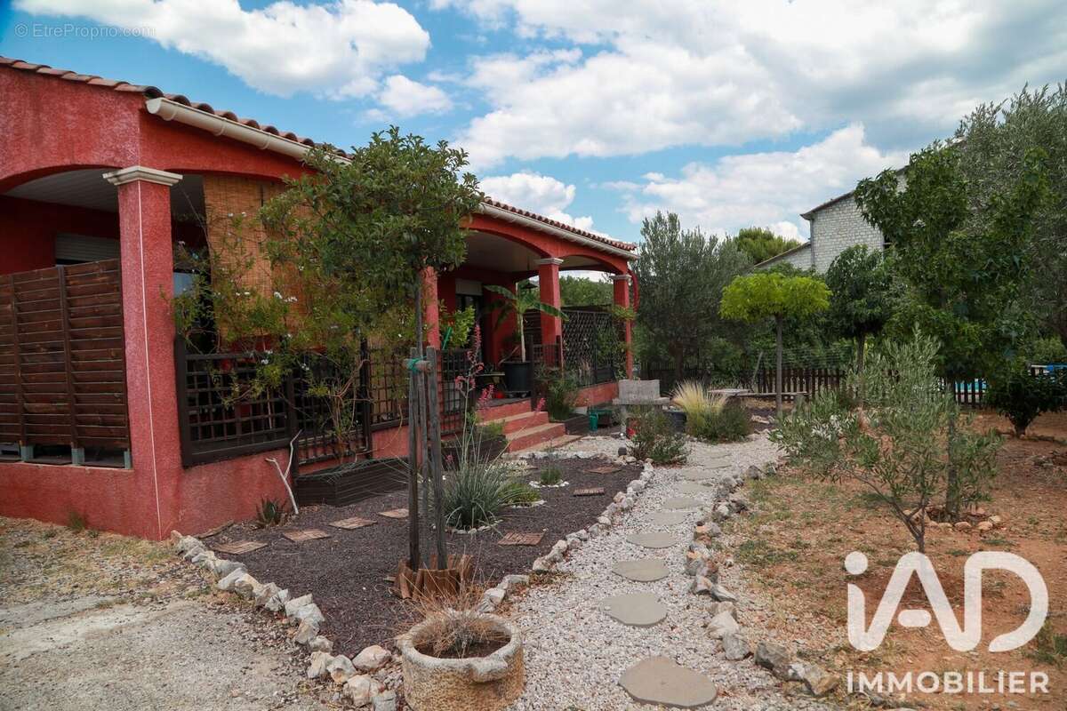 Maison 107 m² à Saint-Jean-De-Fos  - photo 2