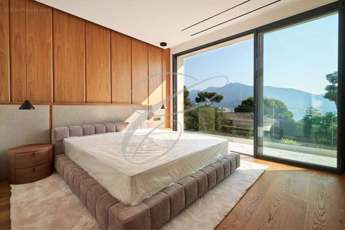 Maison à ROQUEBRUNE-CAP-MARTIN