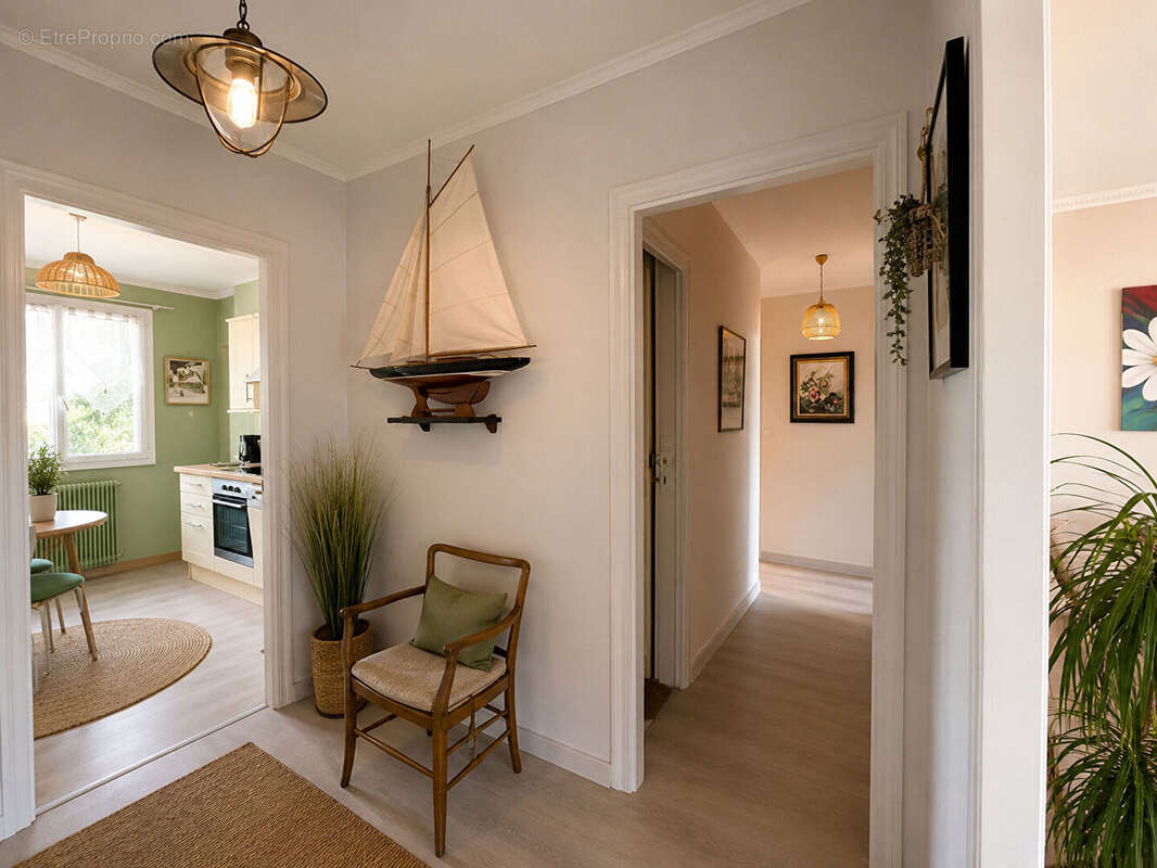 A VENDRE - AGENCE GIBOIRE NANTES - Rezé - Appartement 4 pièces avec cave et box - photo 11