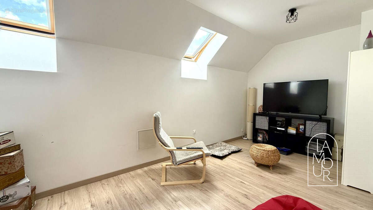 Maison 152 m² à Neuilly-Les-Dijon  - photo 9