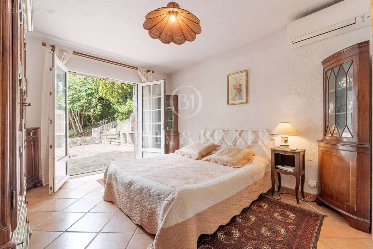 Maison à MOUGINS