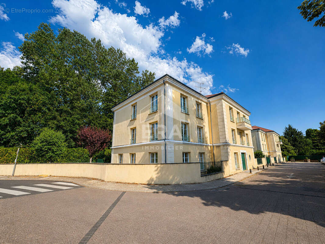 Appartement à LUZARCHES