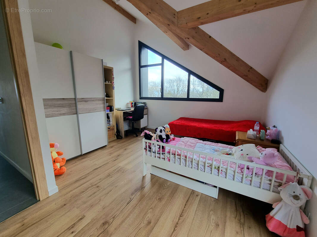 Appartement à NEUVECELLE