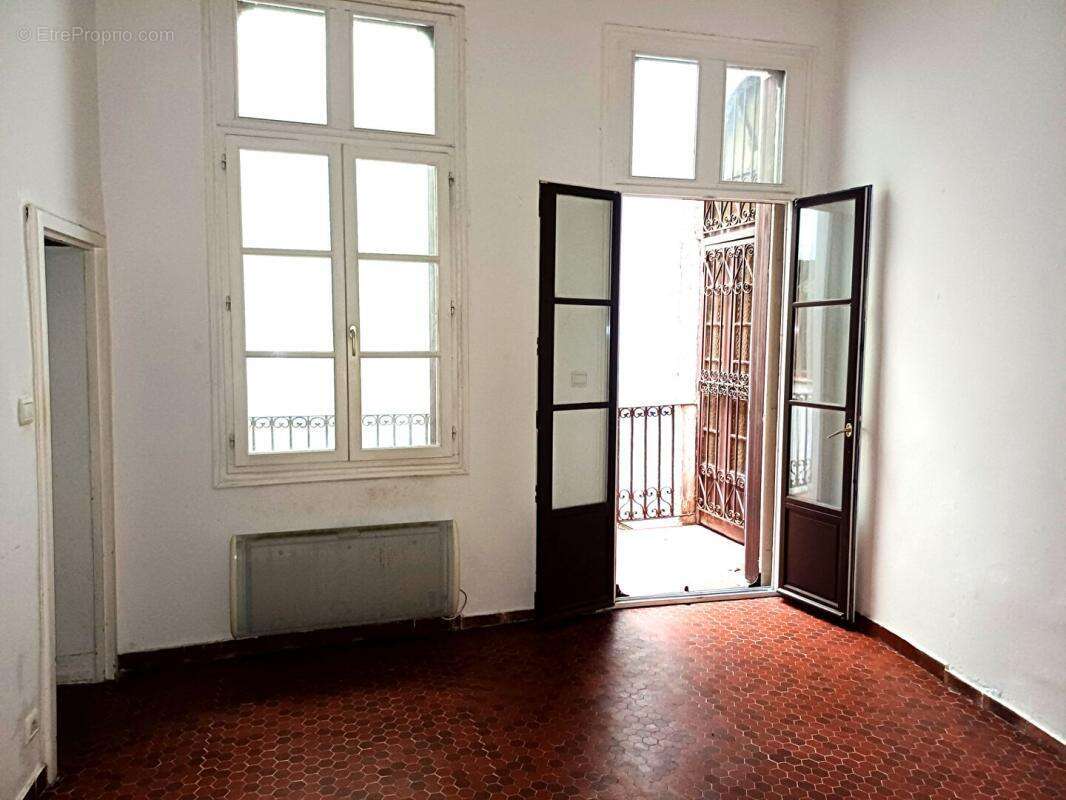 Perpignan centre - Appartement type loft de 2 pièces dans ancien couvent - photo 3