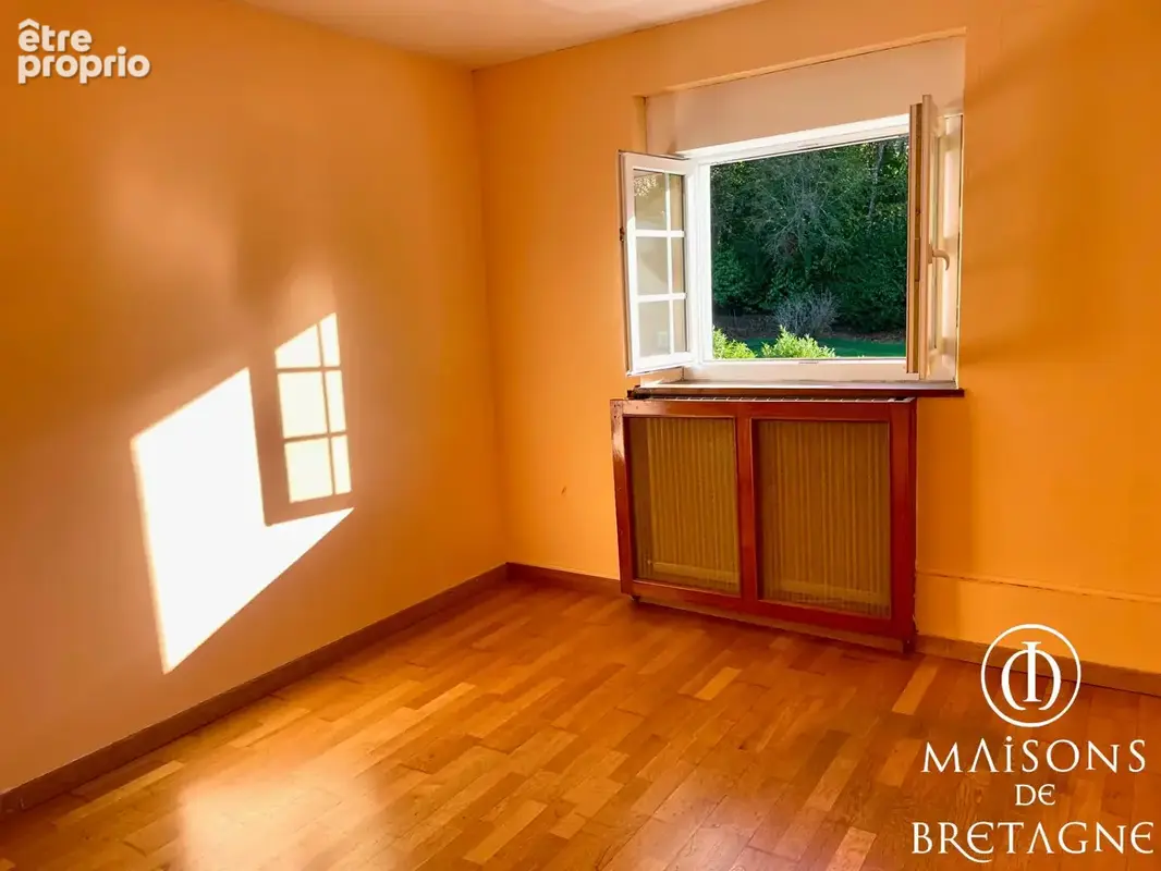 Ensemble immobilier à Rédéné 10 pièces 270 m2 - photo 6