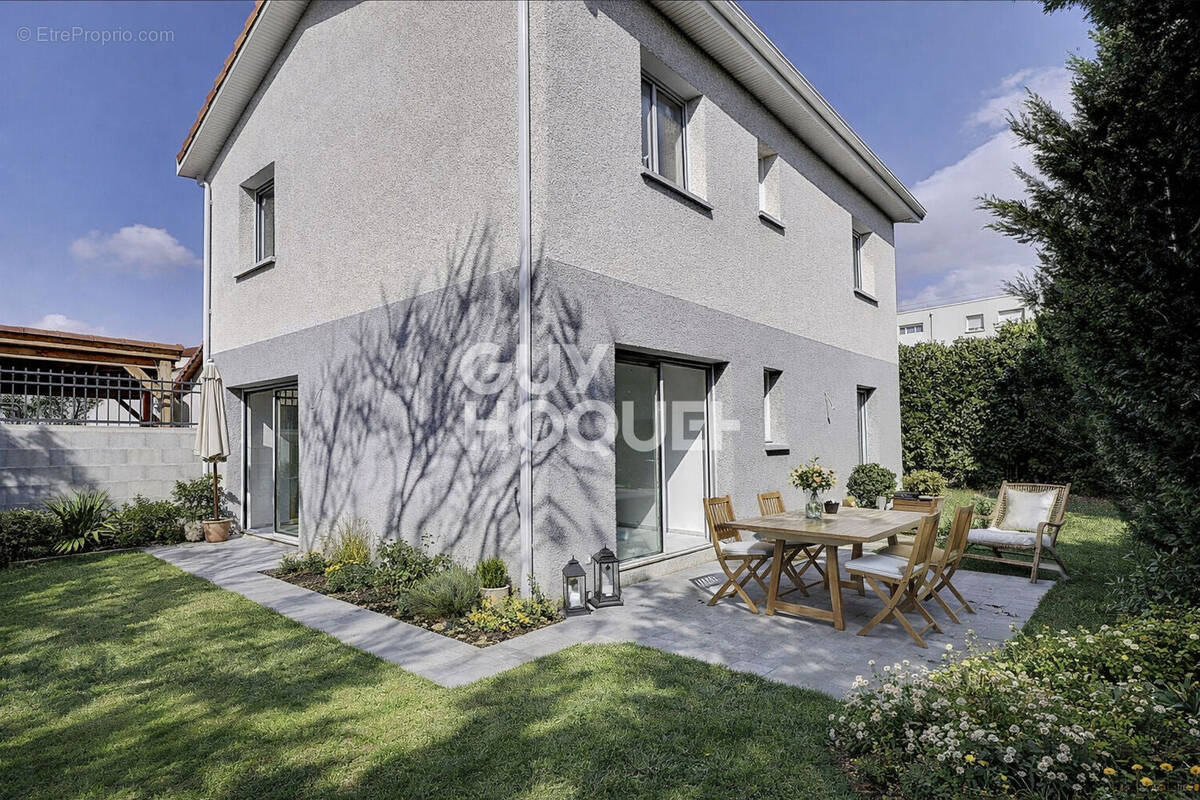Maison à VENISSIEUX