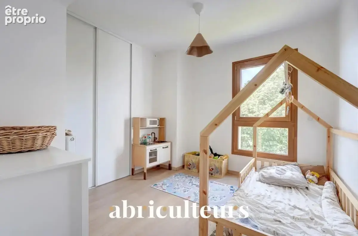 Appartement au dernier étage d'une résidence sécurisé en vente à Saint-Priest (69800) - photo 7