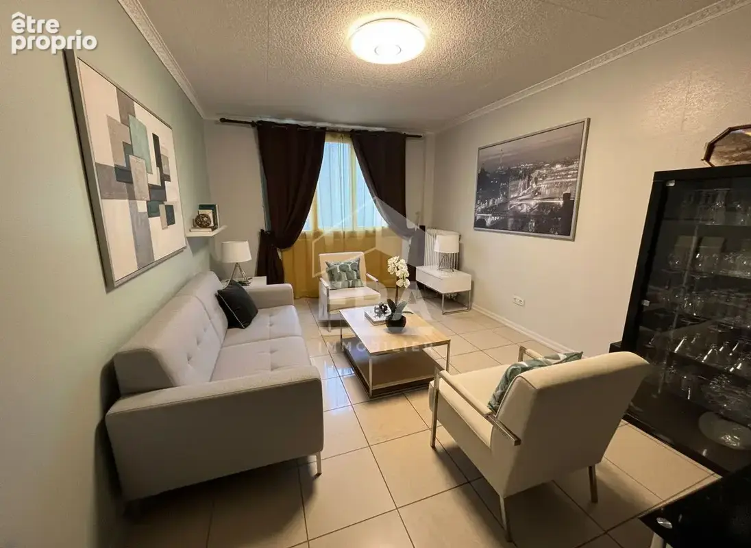 Appartement à SAINT-DENIS