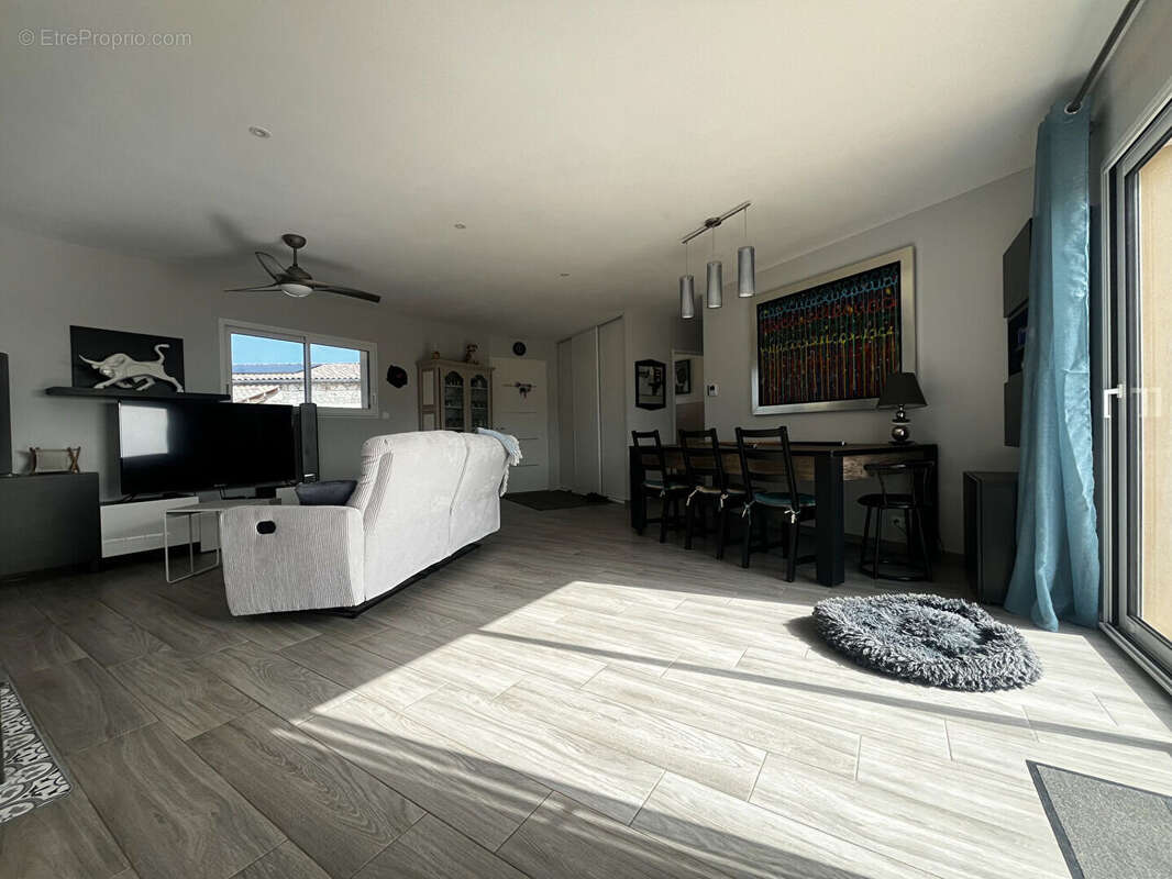 Maison à ORGNAC-L'AVEN