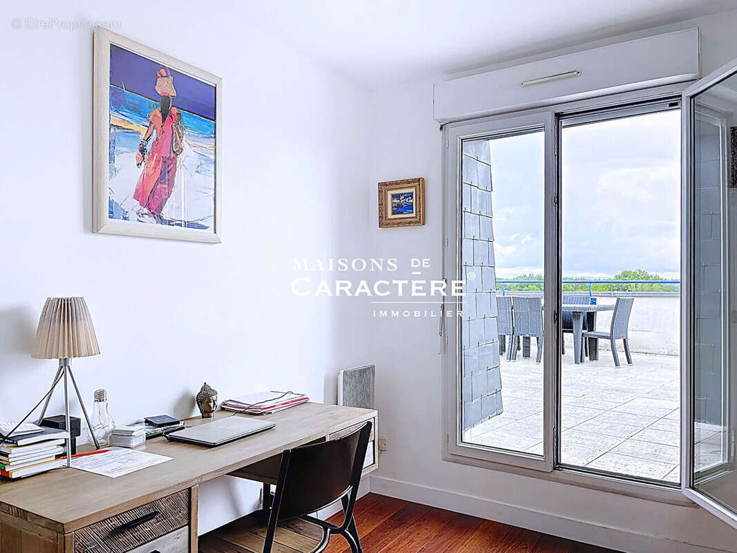 Appartement à VERNEUIL-SUR-SEINE