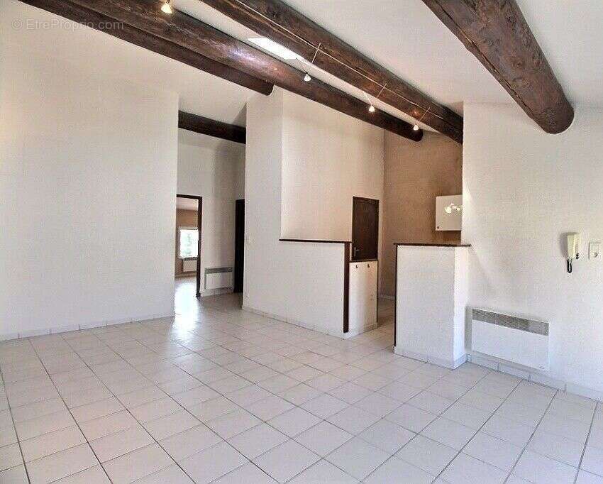 Appartement à MAZAN