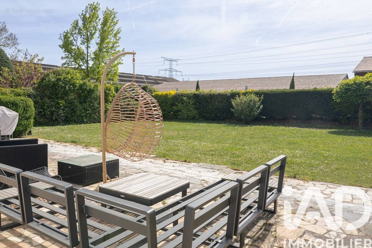Photo 1 - Maison à OZOIR-LA-FERRIERE