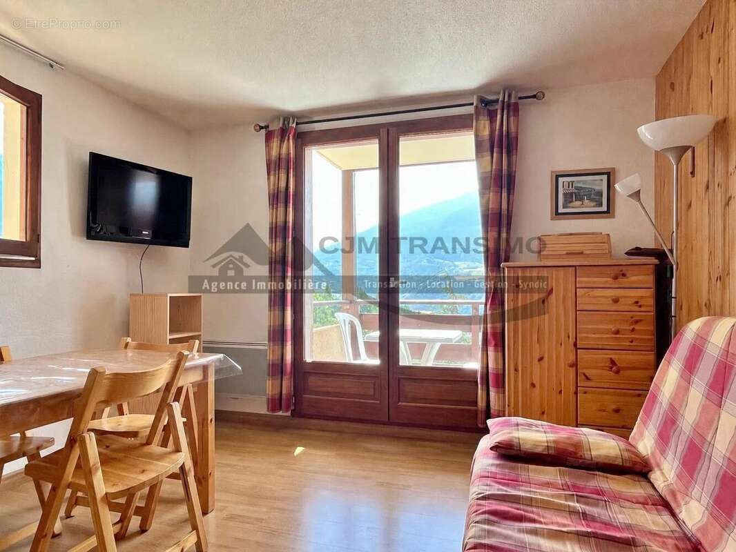 Appartement 29 m² à Embrun  - photo 3
