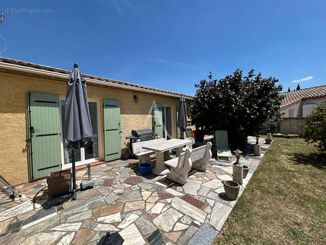Maison à CAVANAC