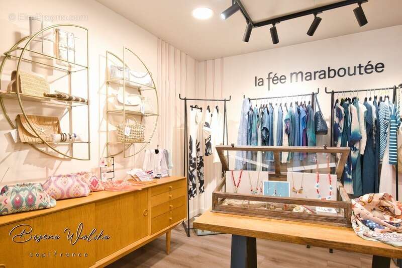 Commerce à SALON-DE-PROVENCE