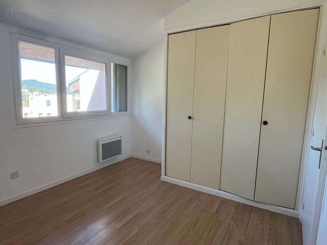 Appartement à VAISON-LA-ROMAINE