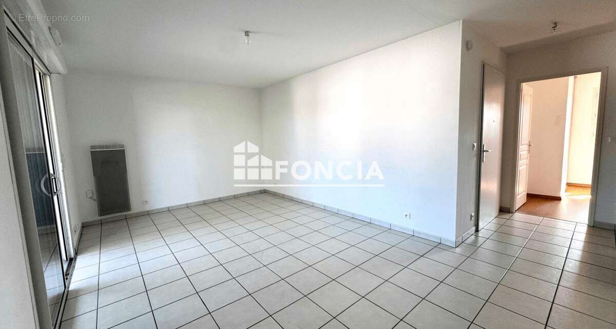 Appartement à MONTUSSAN