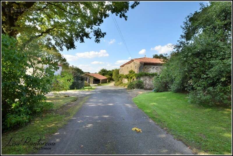 Maison à CHAVAGNES-EN-PAILLERS