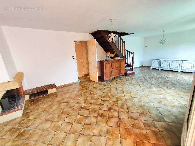 Maison à MITRY-MORY