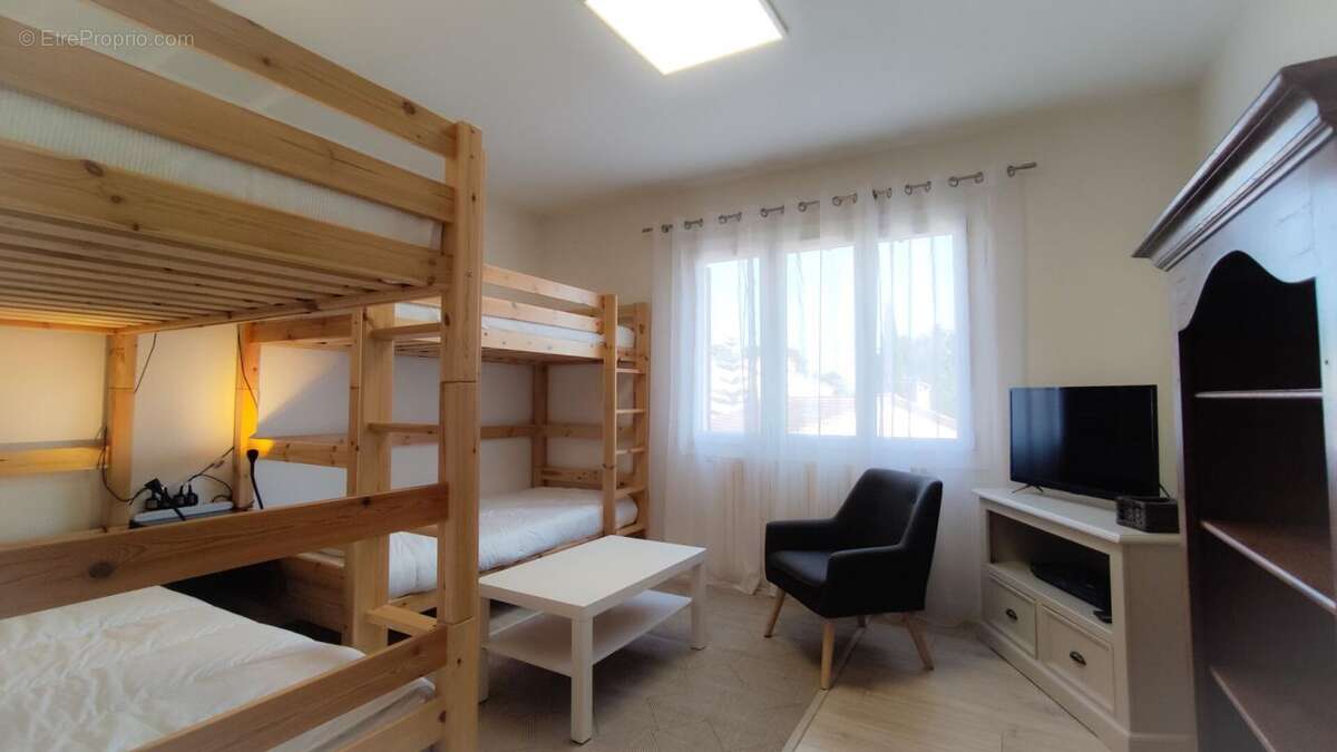 Maison à LA LONDE-LES-MAURES