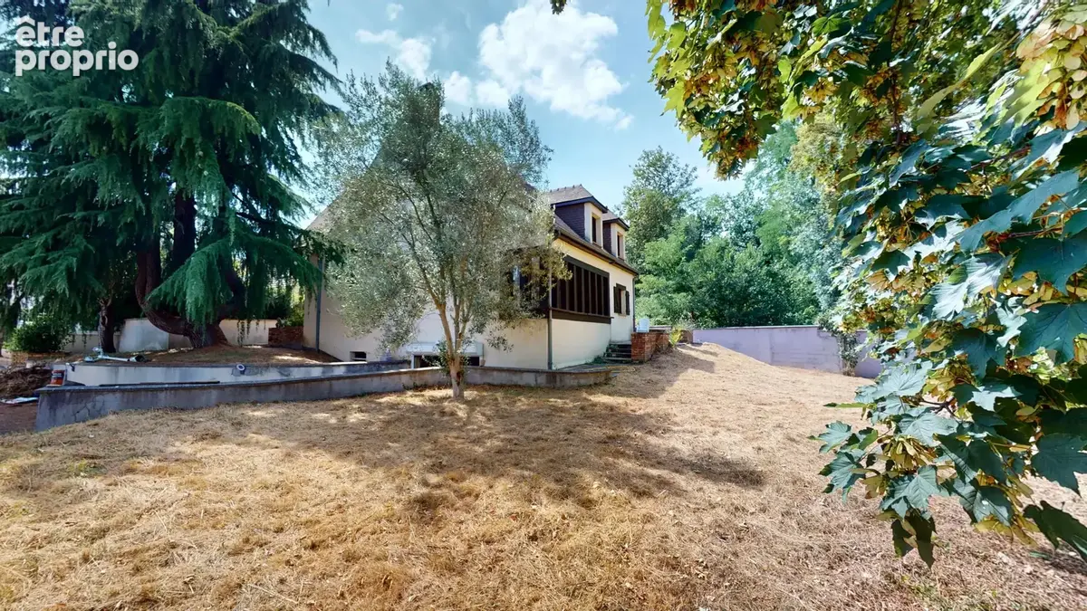 Maison 6 pièces 140 m² à vendre à Montfermeil (93370) - photo 2