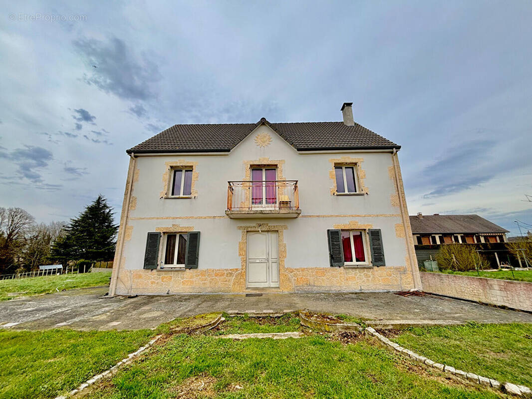 Maison à LES THILLIERS-EN-VEXIN