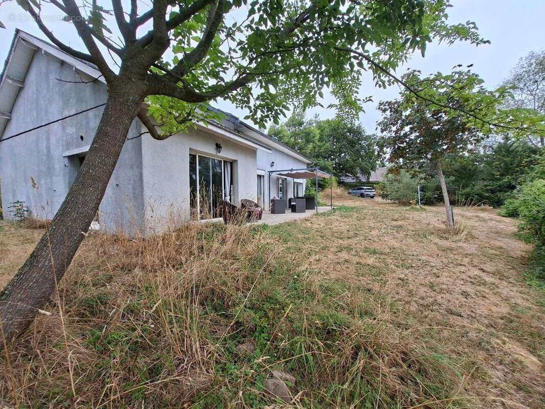 Maison 180 m² à Orignac  - photo 3