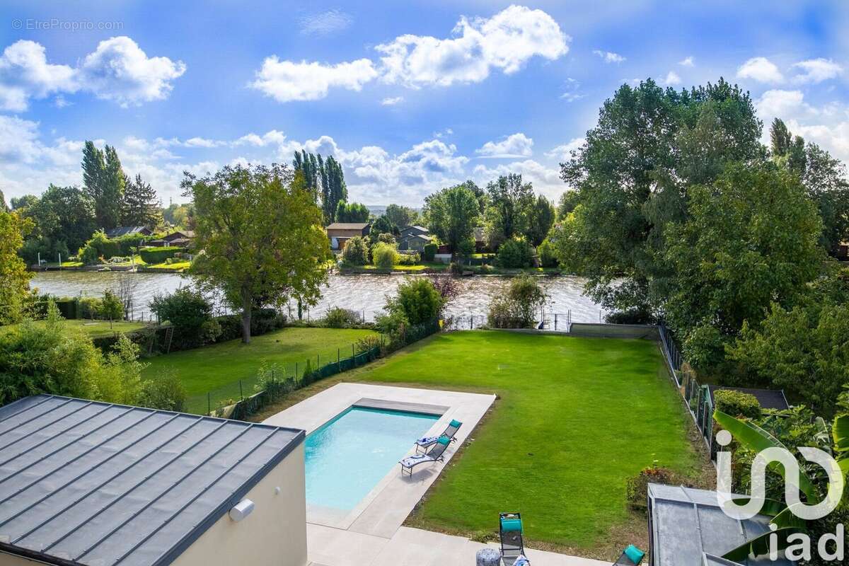 Photo 2 - Maison à MEZY-SUR-SEINE