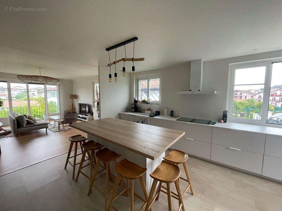 Appartement à CIBOURE