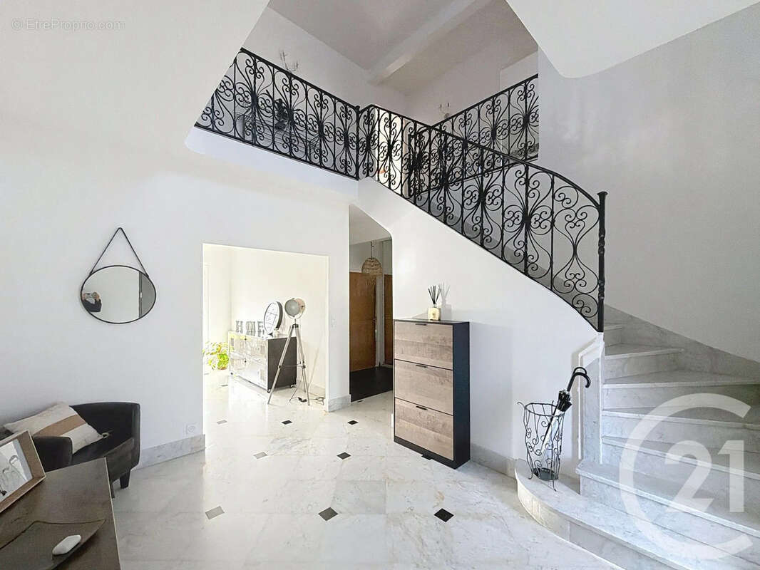 Maison 185 m² à Fralignes  - photo 4