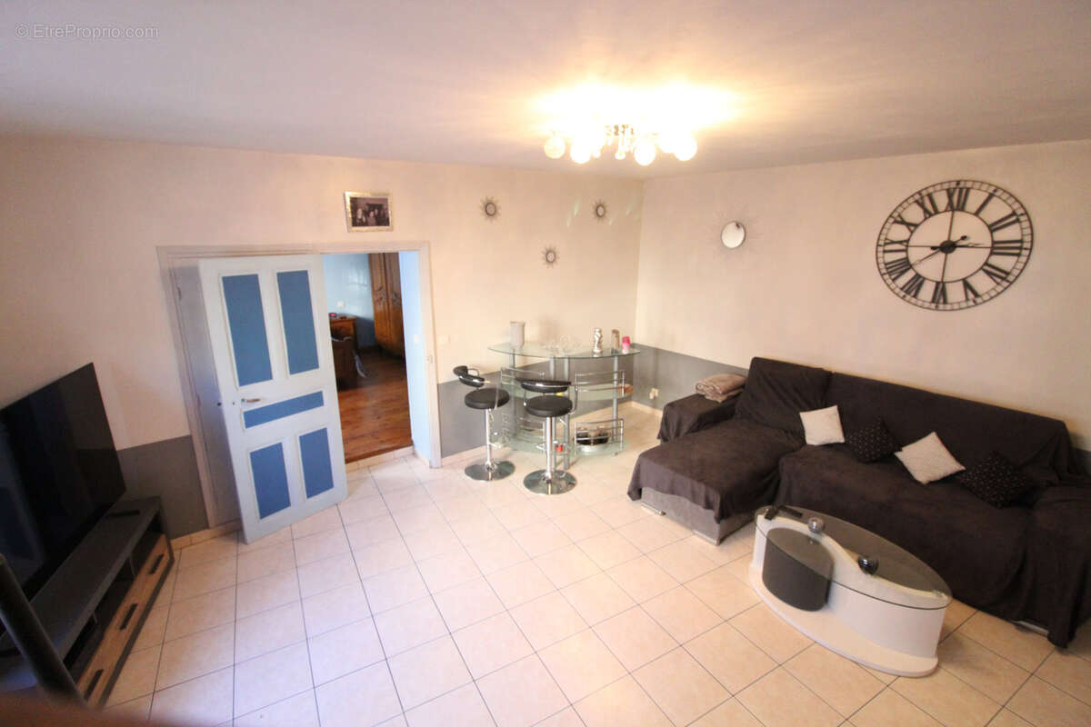 Appartement à SAINT-AFFRIQUE