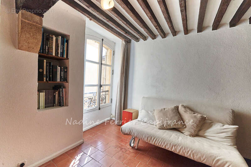 Maison à JOUQUES