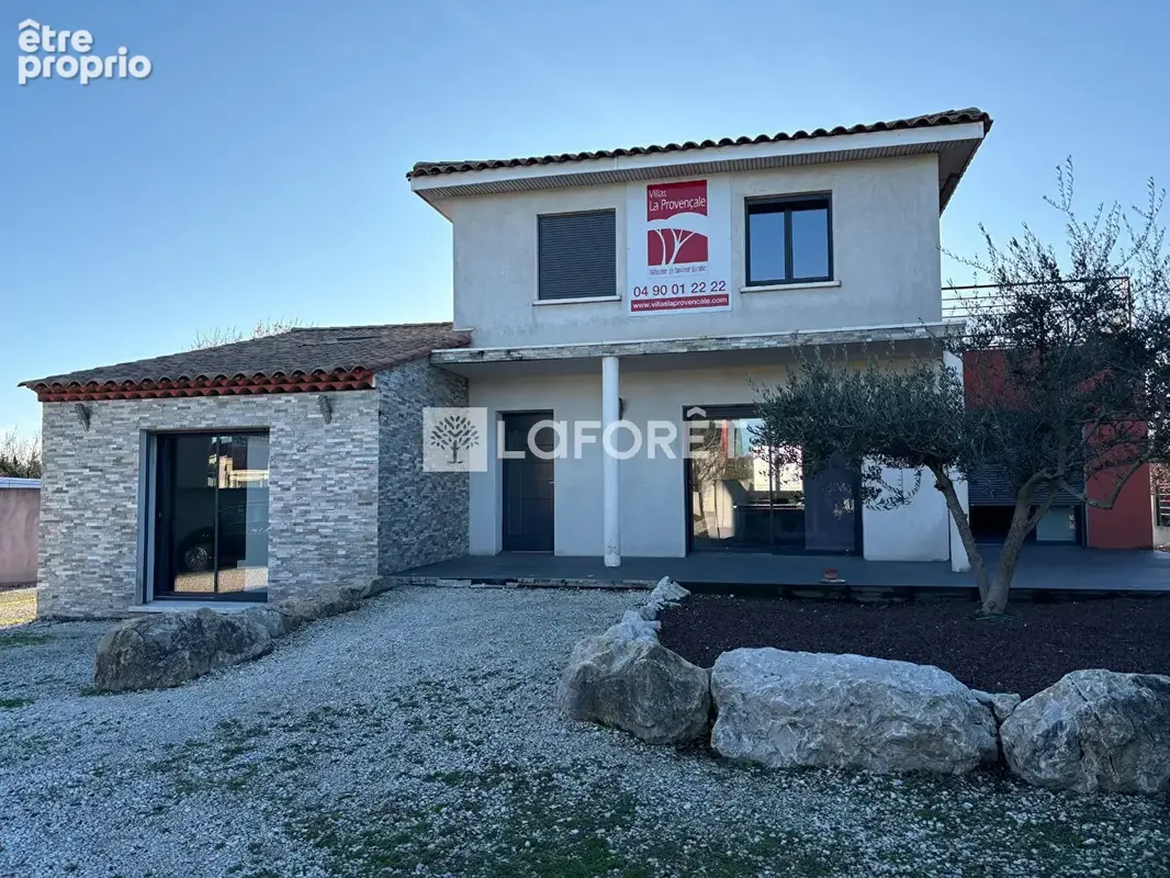 Photo Commerce à Vedene au prix de 390 000€