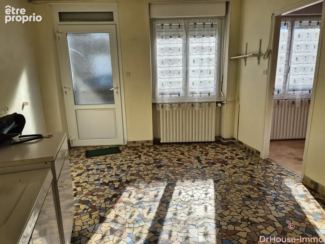 Maison 5 pièces 74 m² à vendre à Gorron (53120) - photo 7