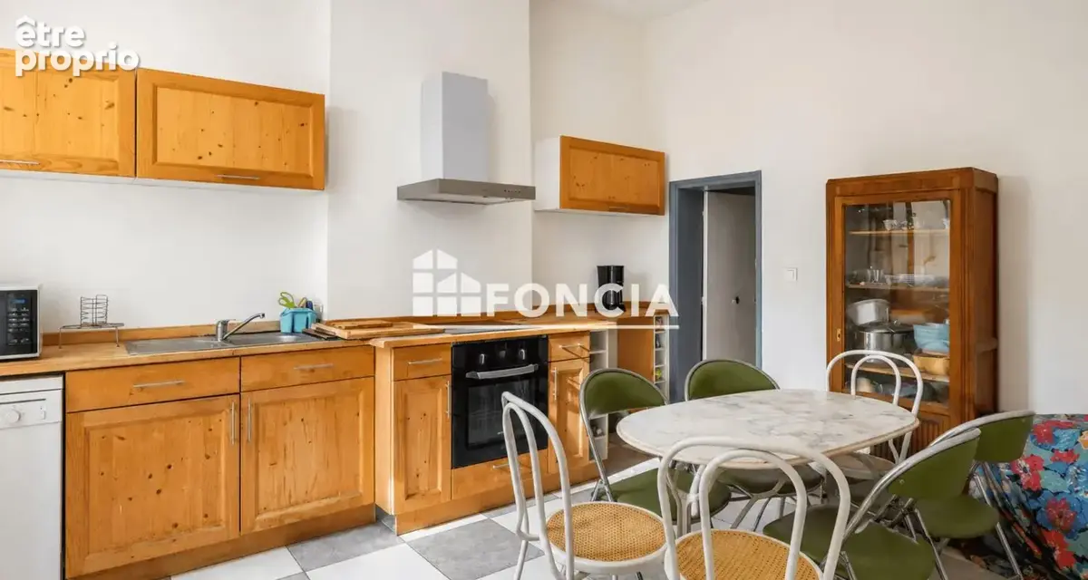 Montpellier Écusson — Bel appartement T4 de 90 m² au cœur du patrimoine historique - photo 4