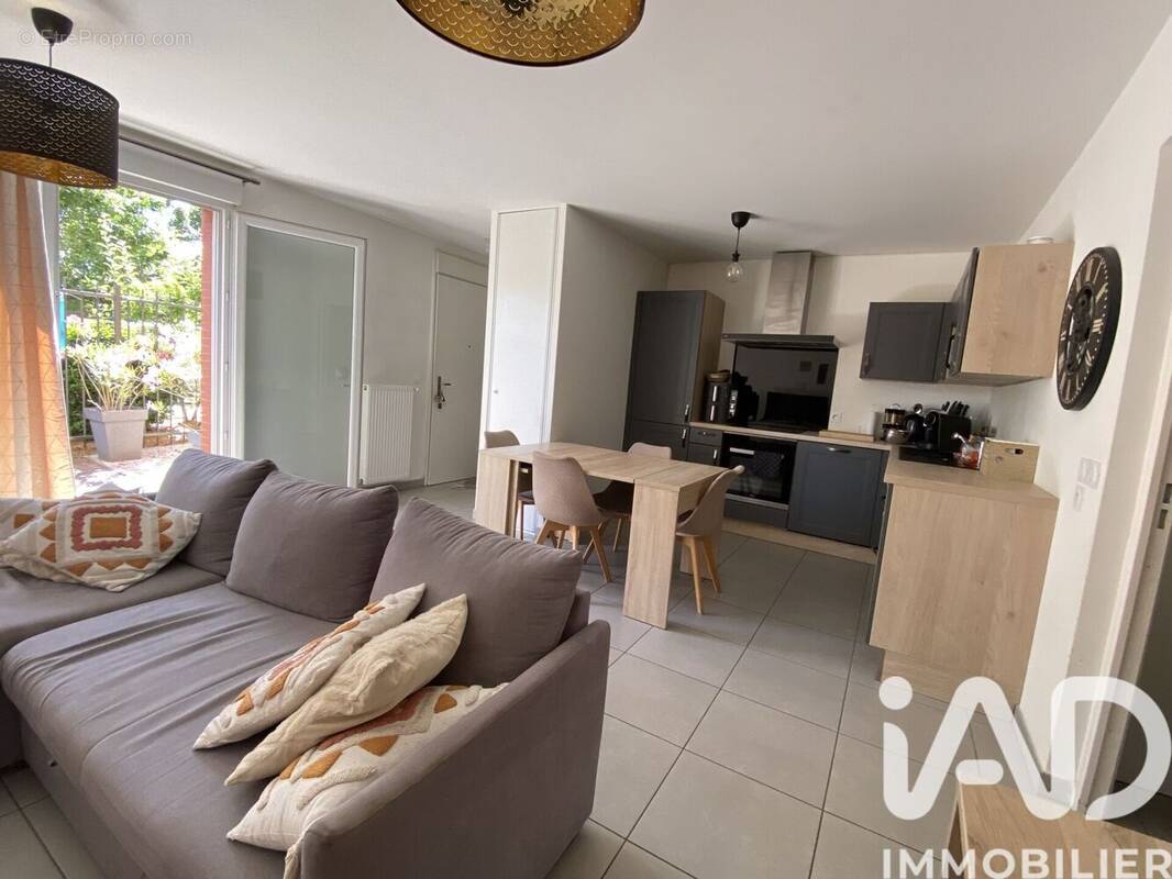 Photo 1 - Appartement à SAINT-LAURENT-DE-MURE