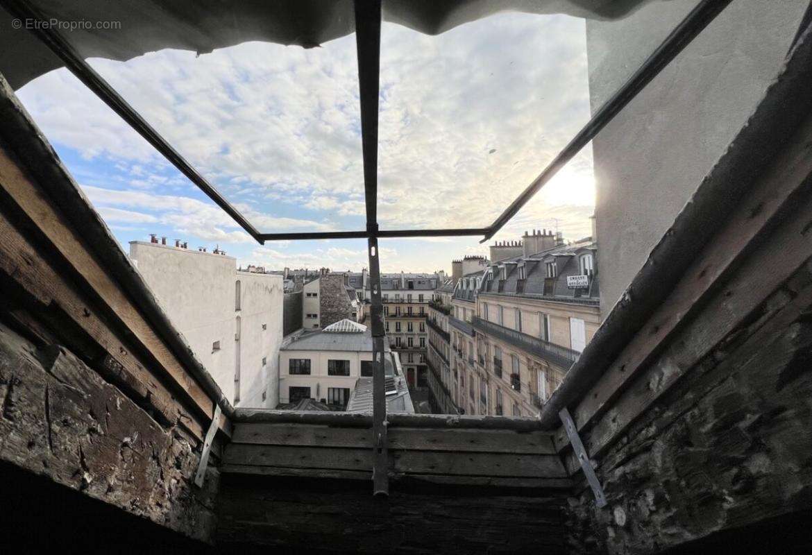 Appartement à PARIS-10E