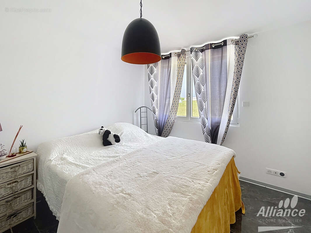 Bien rare : villa de prestige à proximité immédiate de la Suisse et du TGV - photo 14