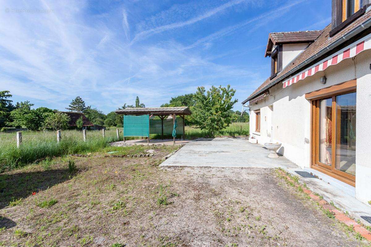 Maison La Chapelle Montmartin 6 pièces 130 m2 - photo 11