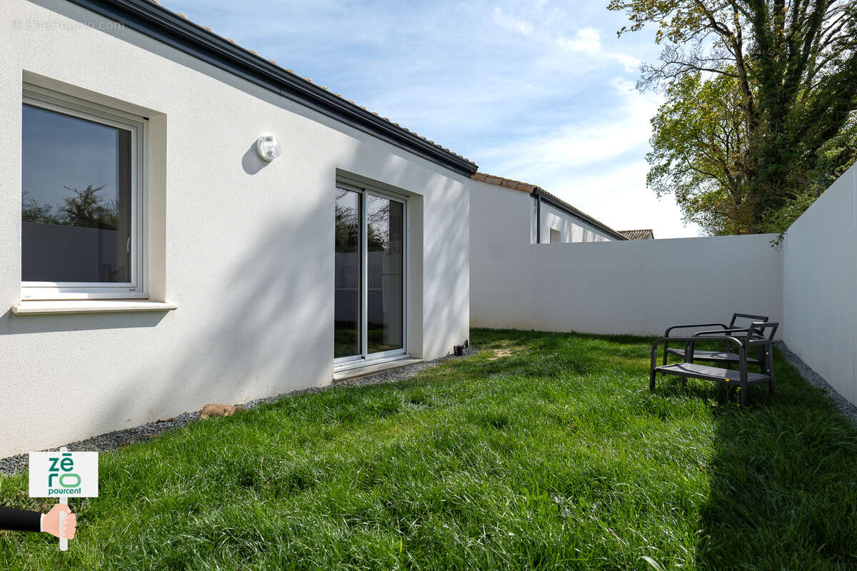 Maison à FROIDFOND