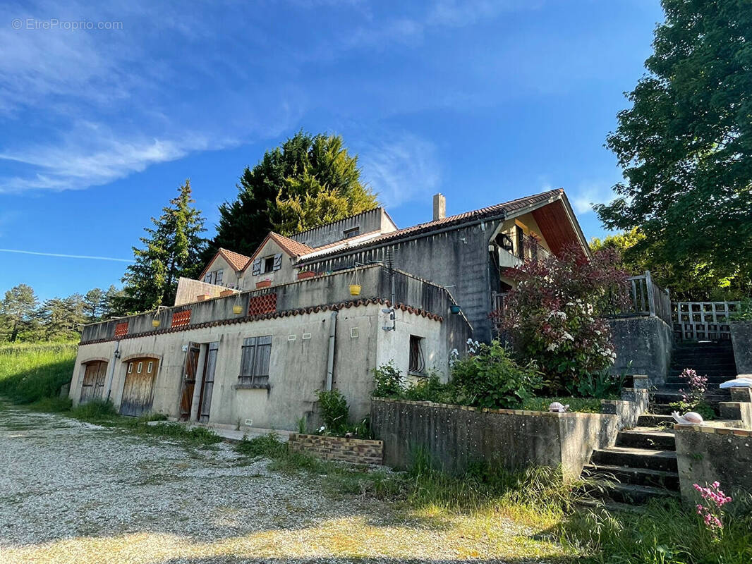 Appartement à CHAMPLOST