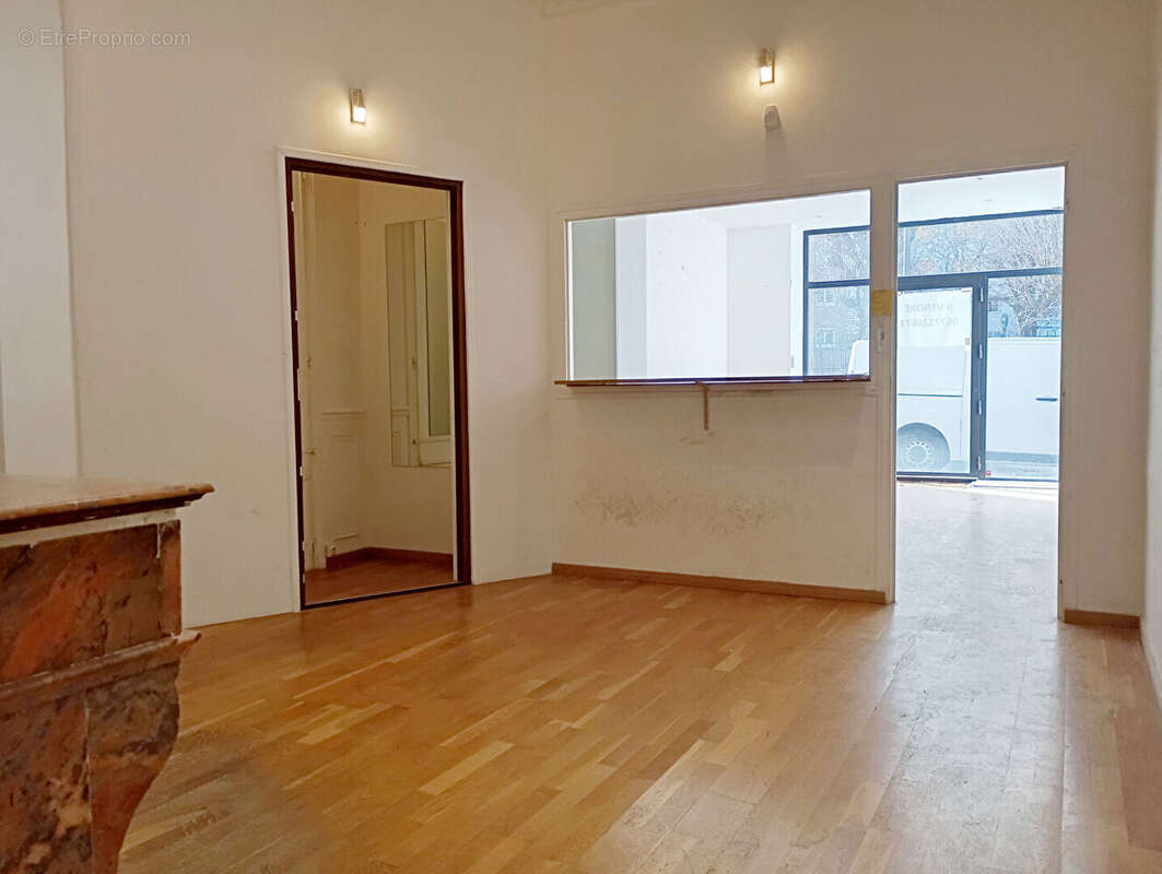 Commerce à PARIS-14E