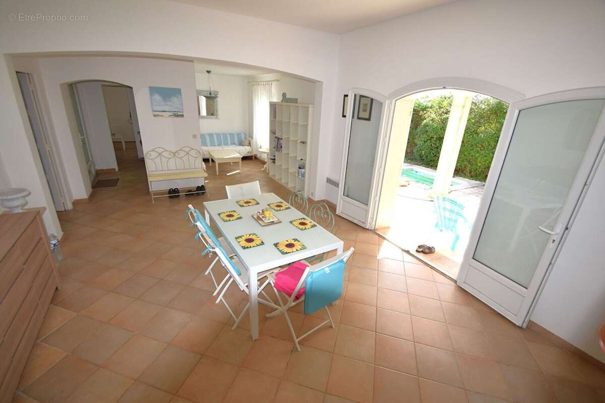 Maison à SAINT-RAPHAEL