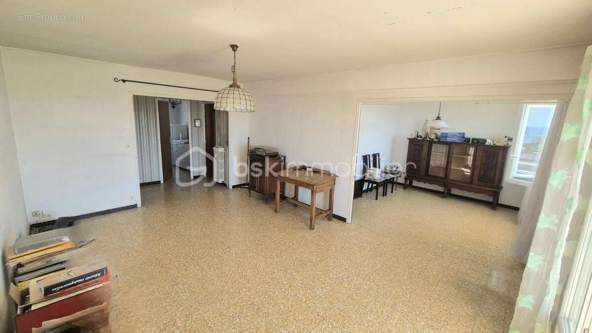 Mar-vivo - appartement 80 m² - balcon - garage - vue degagee - secteur residentiel - photo 4