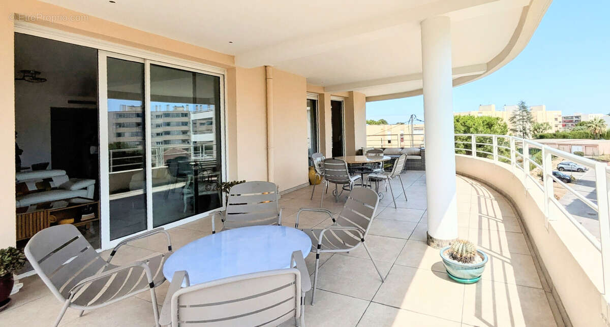 Appartement à ANTIBES