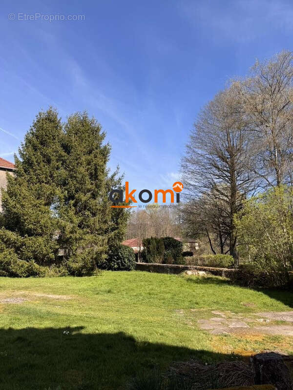 Appartement à CELLES-SUR-PLAINE