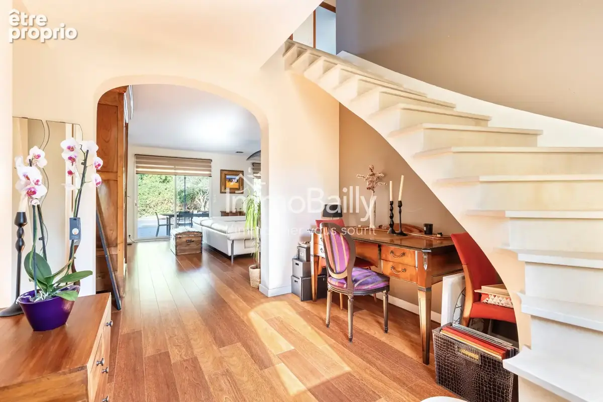 Maison 190 m2 avec piscine et jardin paysagé de 1950 m2 à Cestas Bourg - photo 2