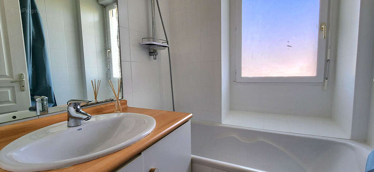 Appartement à SAINT-GRATIEN