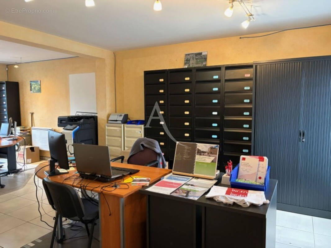 Commerce à SOISSONS