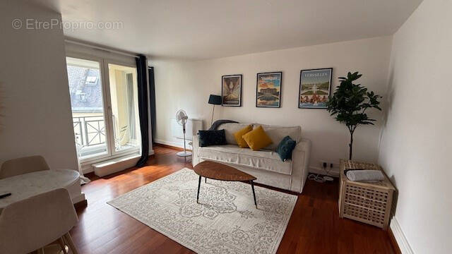 Appartement à VERSAILLES